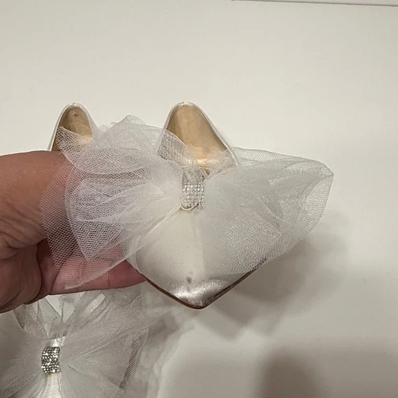 Badgley Mischka Fergie Tulle Pointed Toe Flats in Soft White Satin - Picture 10 of 17